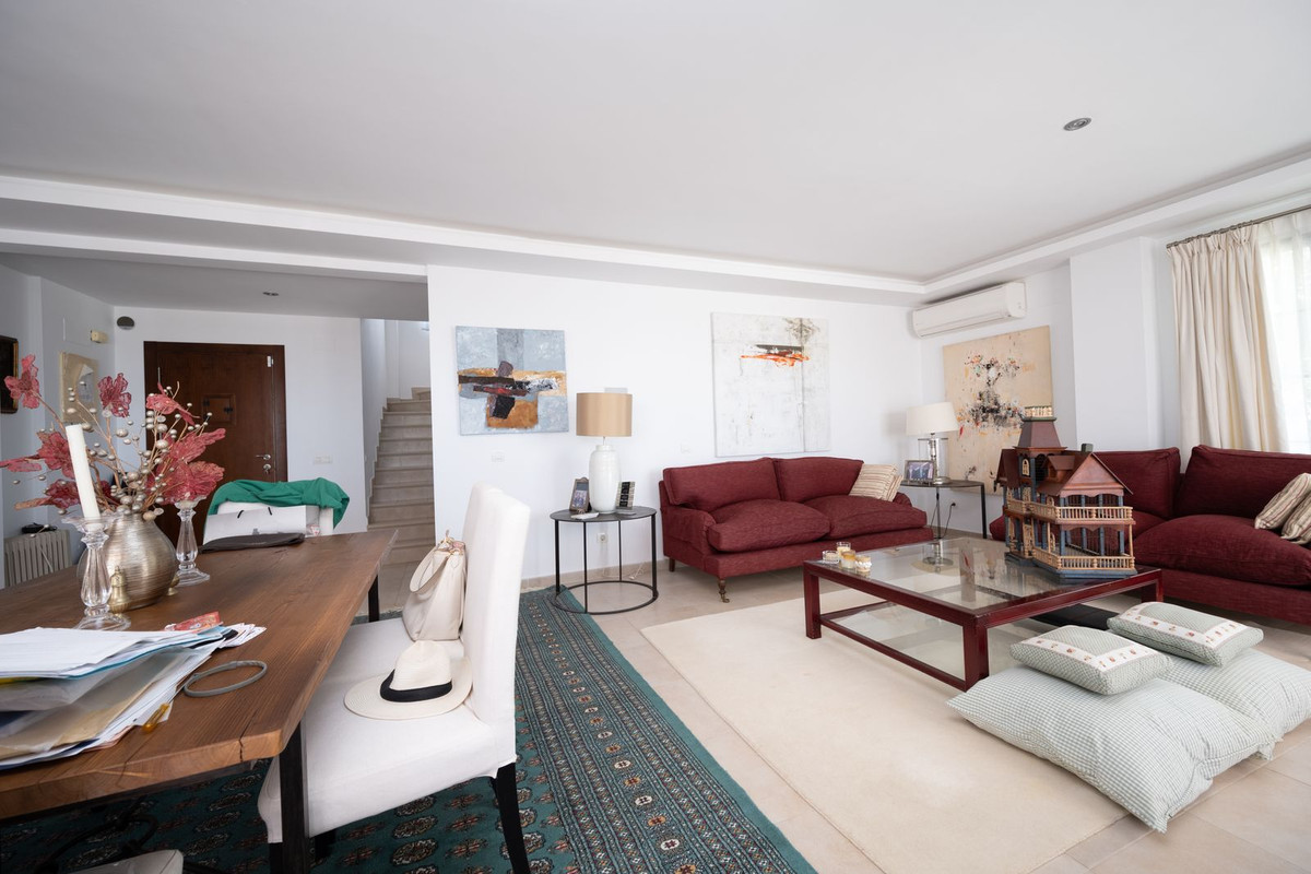 3 Bed Apartment for sale in Altos De Los Monteros Costa Del Sol, Málaga, Spain