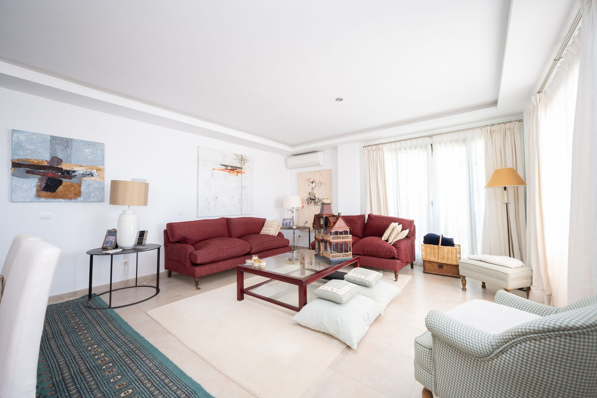 3 Bed Apartment for sale in Altos De Los Monteros Costa Del Sol, Málaga, Spain