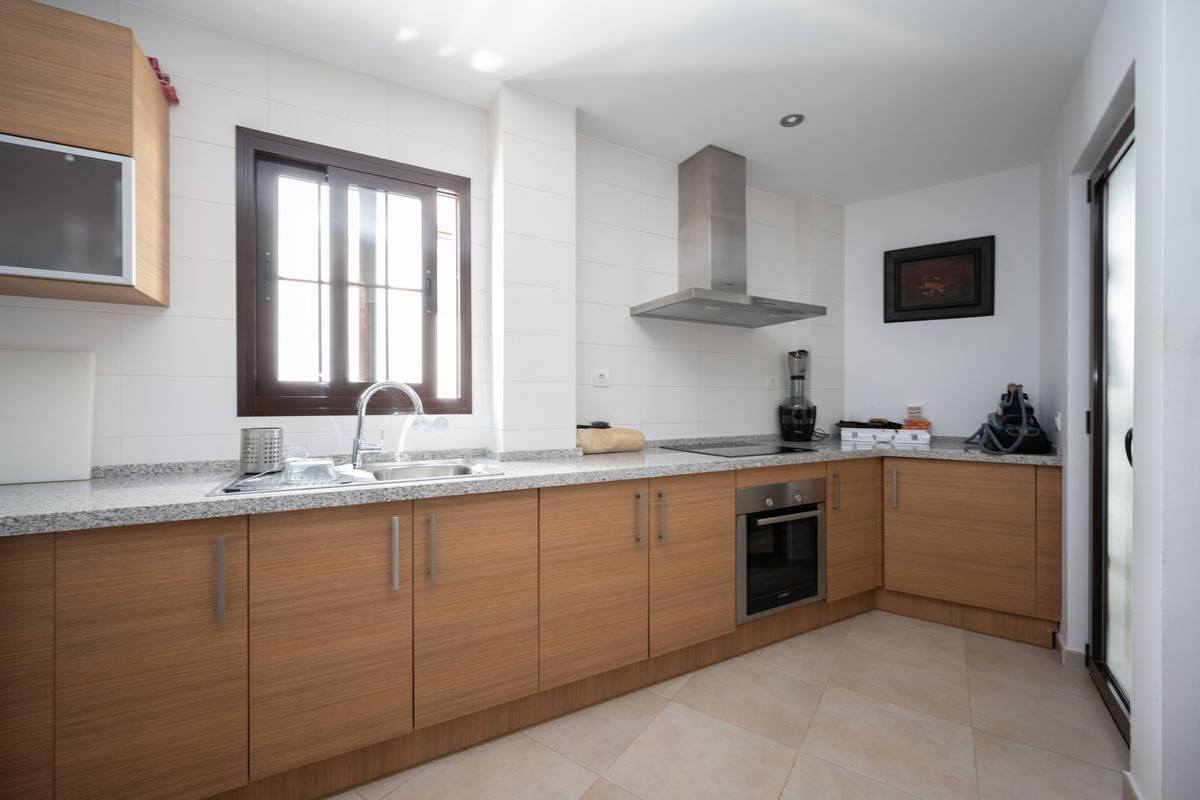 3 Bed Apartment for sale in Altos De Los Monteros Costa Del Sol, Málaga, Spain