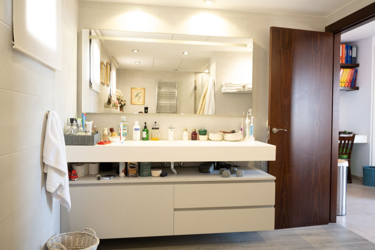 3 Bed Apartment for sale in Altos De Los Monteros Costa Del Sol, Málaga, Spain