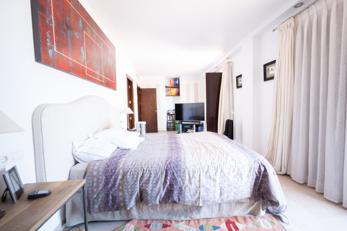 3 Bed Apartment for sale in Altos De Los Monteros Costa Del Sol, Málaga, Spain