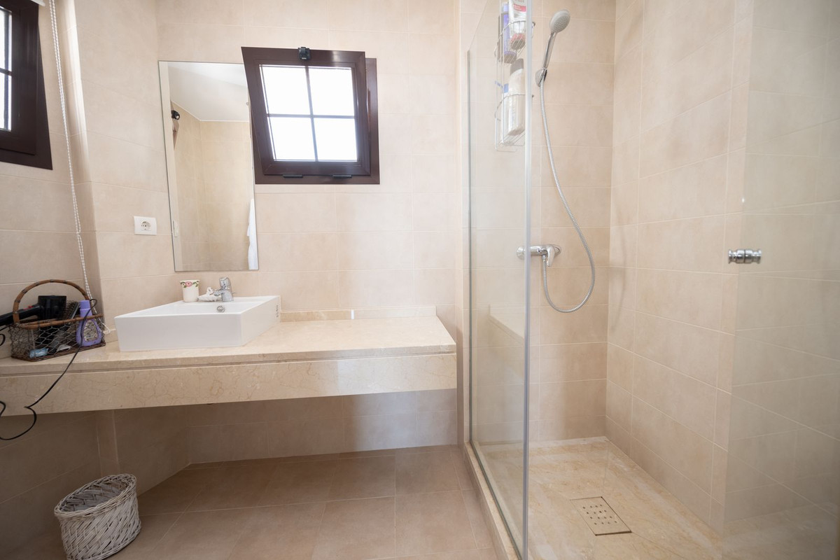 3 Bed Apartment for sale in Altos De Los Monteros Costa Del Sol, Málaga, Spain
