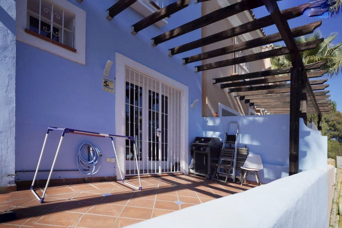 2 Bed Townhouse for sale in Aloha Costa Del Sol, Málaga, Spain