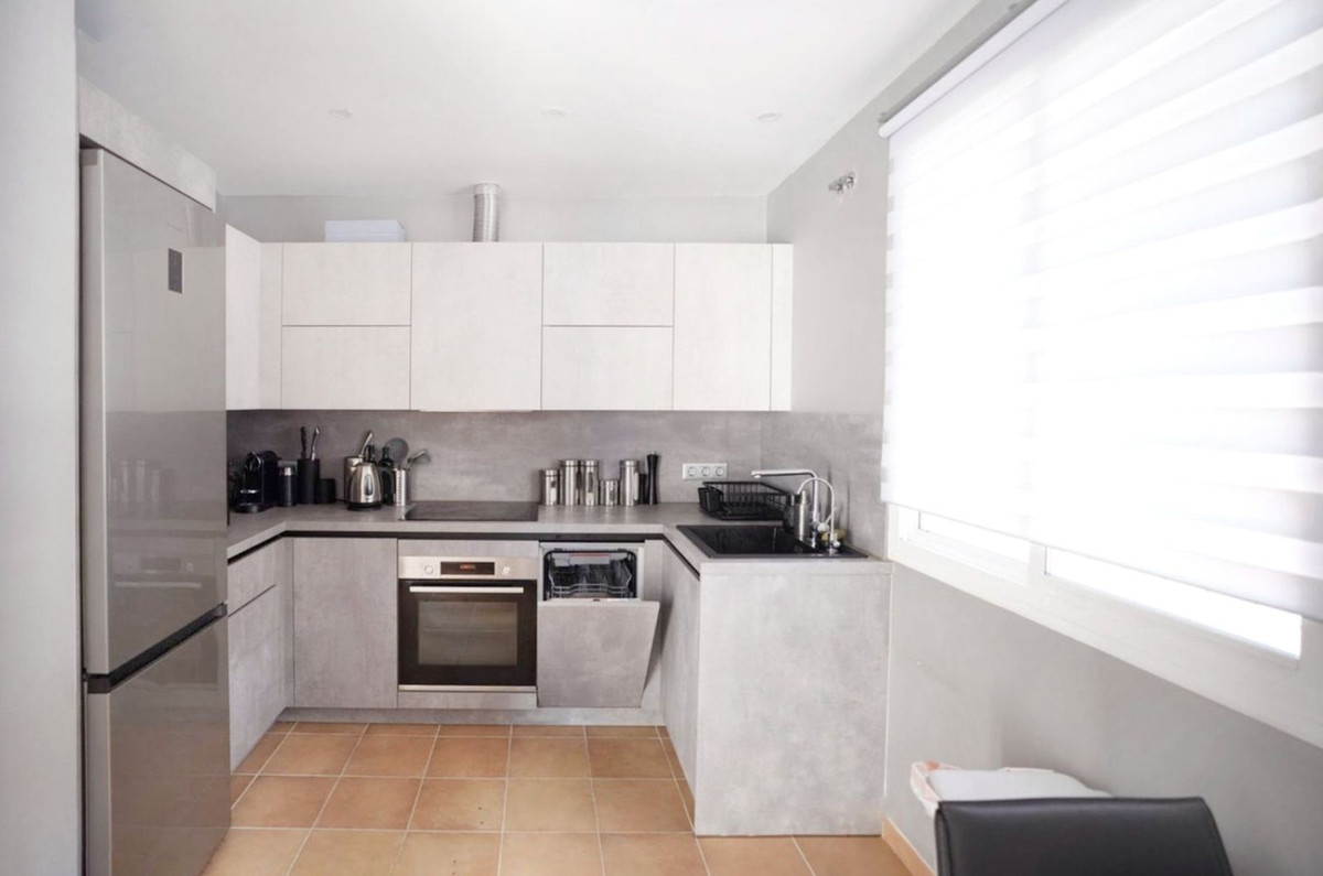 2 Bed Townhouse for sale in Aloha Costa Del Sol, Málaga, Spain