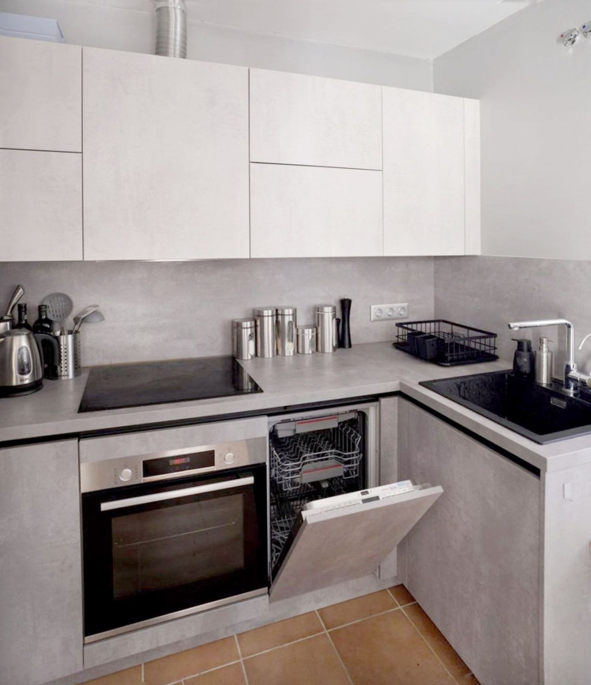 2 Bed Townhouse for sale in Aloha Costa Del Sol, Málaga, Spain
