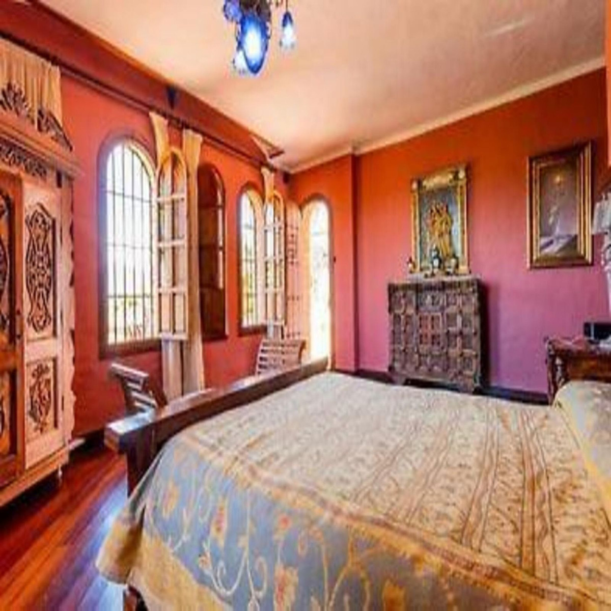 Se vende Finca - Cortijo de 6 dormitorios en Costa Del Sol, Málaga, España