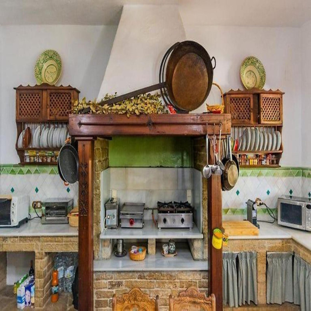 Se vende Finca - Cortijo de 6 dormitorios en Costa Del Sol, Málaga, España