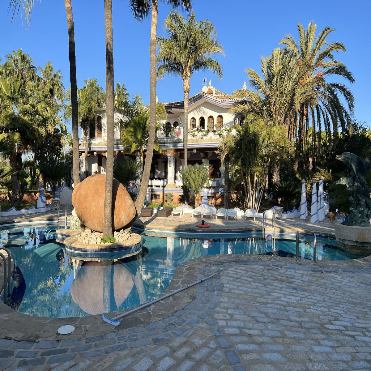 Se vende Finca - Cortijo de 6 dormitorios en Costa Del Sol, Málaga, España
