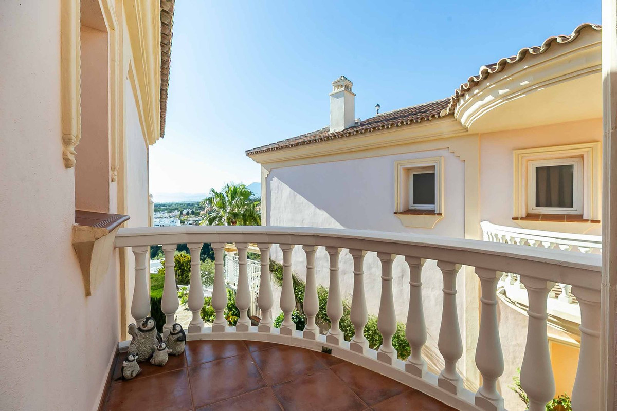 3 Bed Townhouse for sale in Artola Costa Del Sol, Málaga, Spain