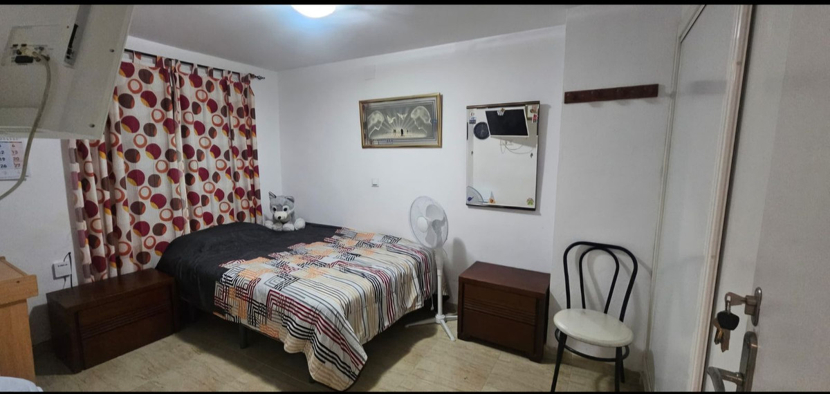 4 Bed Apartment for sale in Fuengirola Costa Del Sol, Málaga, Spain
