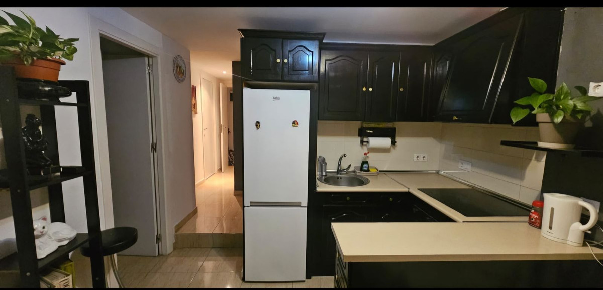 4 Bed Apartment for sale in Fuengirola Costa Del Sol, Málaga, Spain