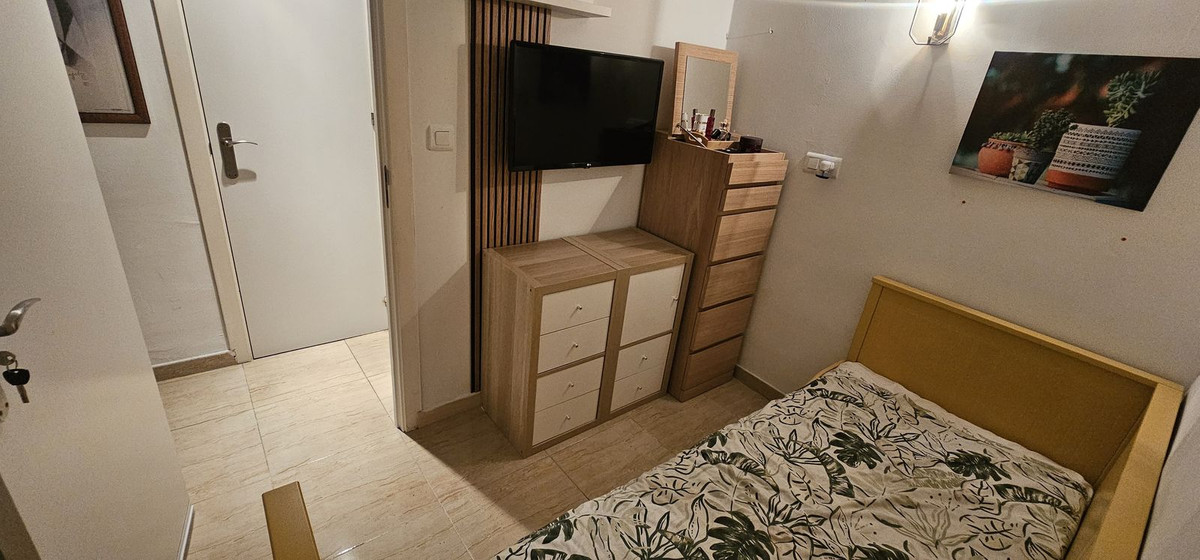 4 Bed Apartment for sale in Fuengirola Costa Del Sol, Málaga, Spain