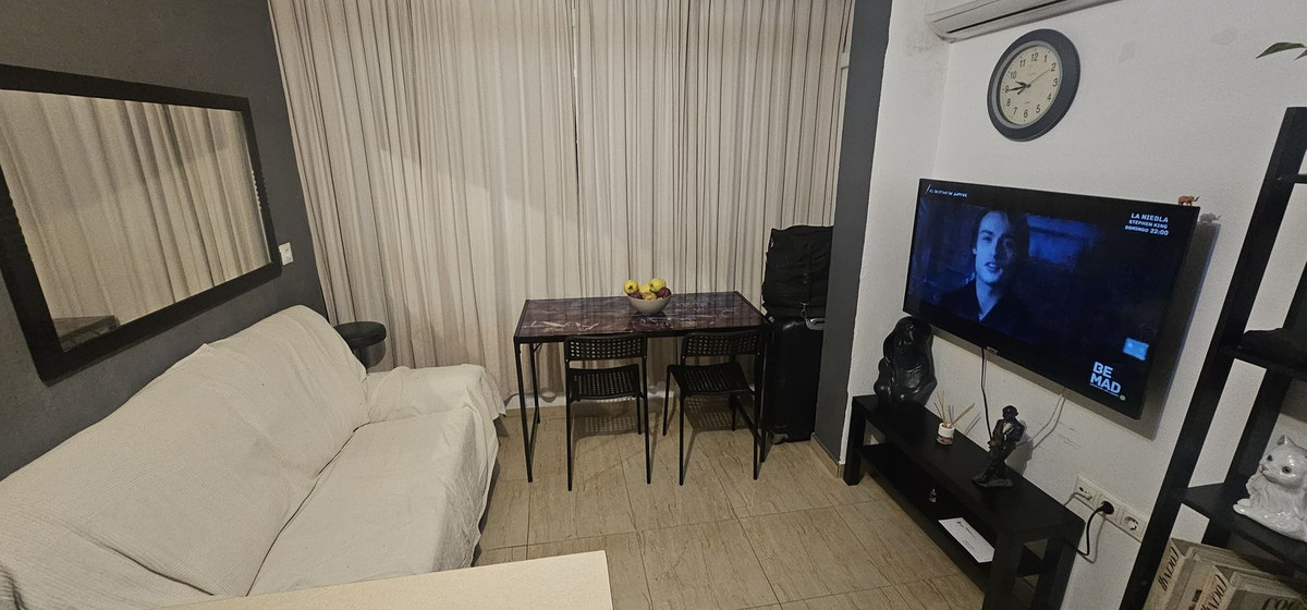 4 Bed Apartment for sale in Fuengirola Costa Del Sol, Málaga, Spain
