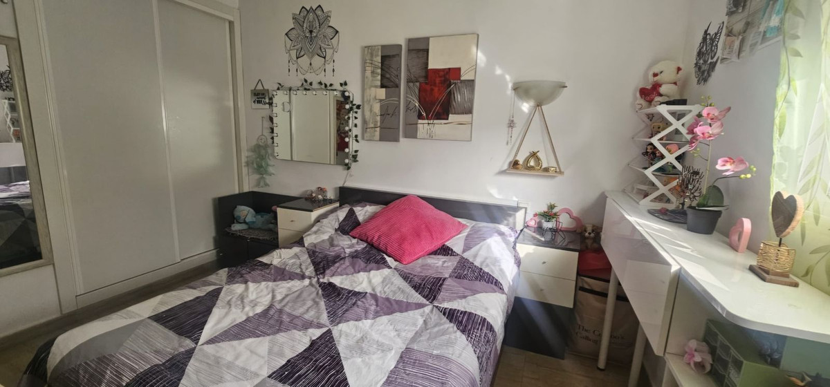 4 Bed Apartment for sale in Fuengirola Costa Del Sol, Málaga, Spain