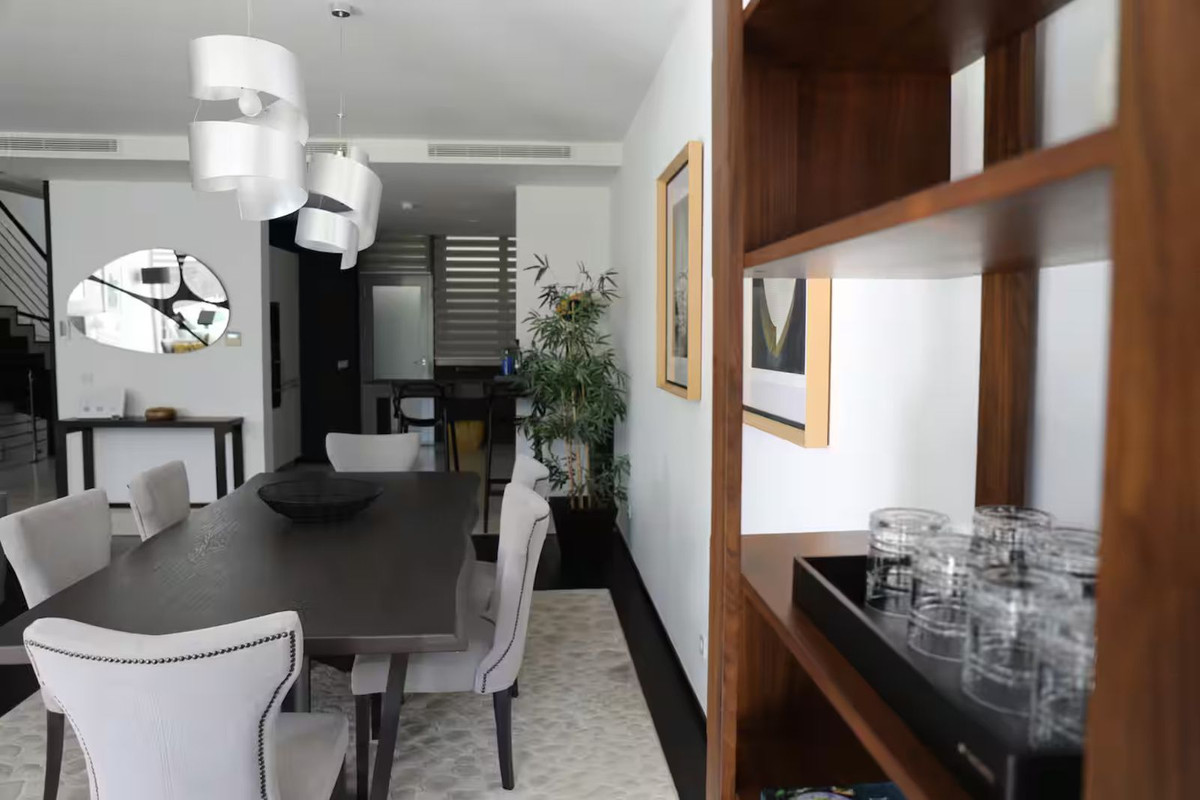 2 Bed Townhouse for sale in Sierra Blanca Costa Del Sol, Málaga, Spain