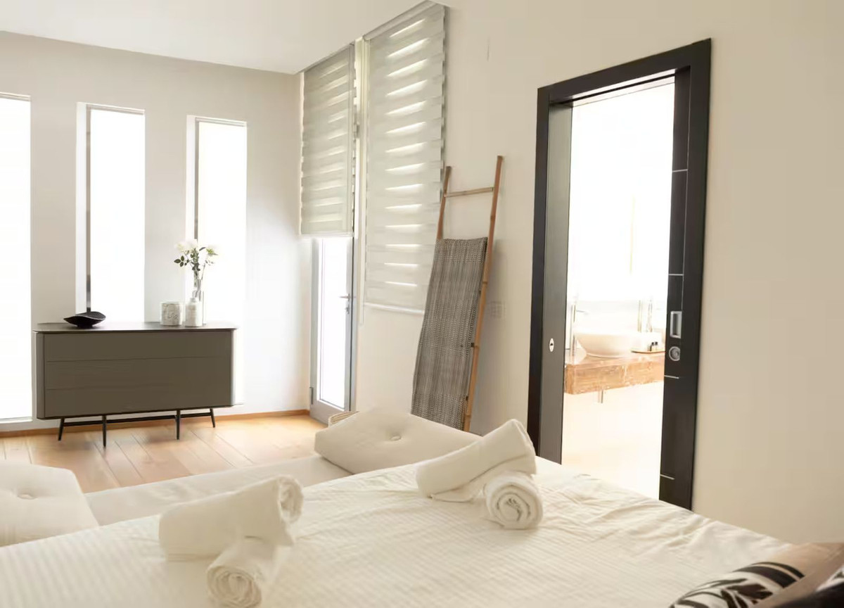 2 Bed Townhouse for sale in Sierra Blanca Costa Del Sol, Málaga, Spain