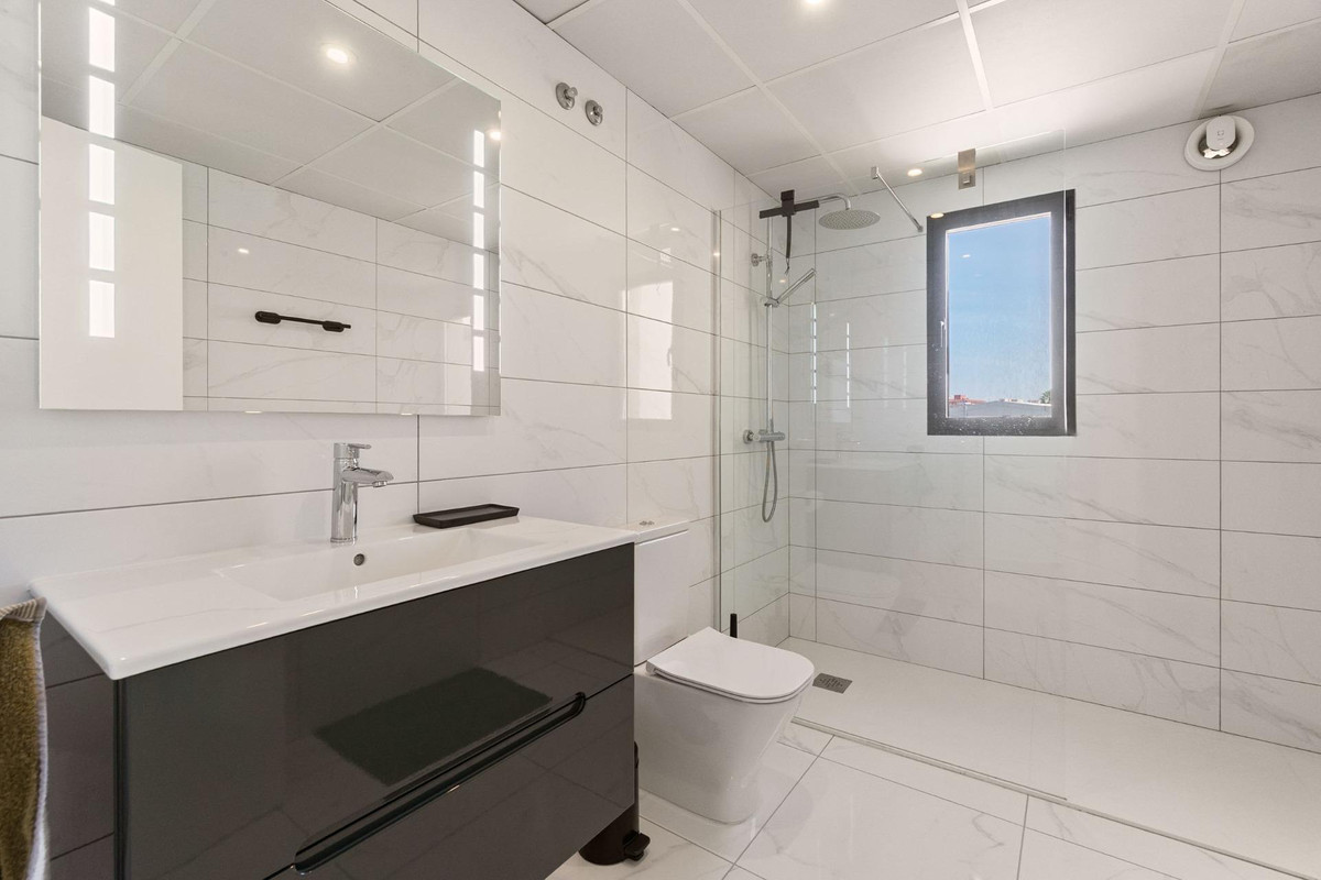 5 Bed Townhouse for sale in La Veleta Costa Blanca, Alicante, Spain