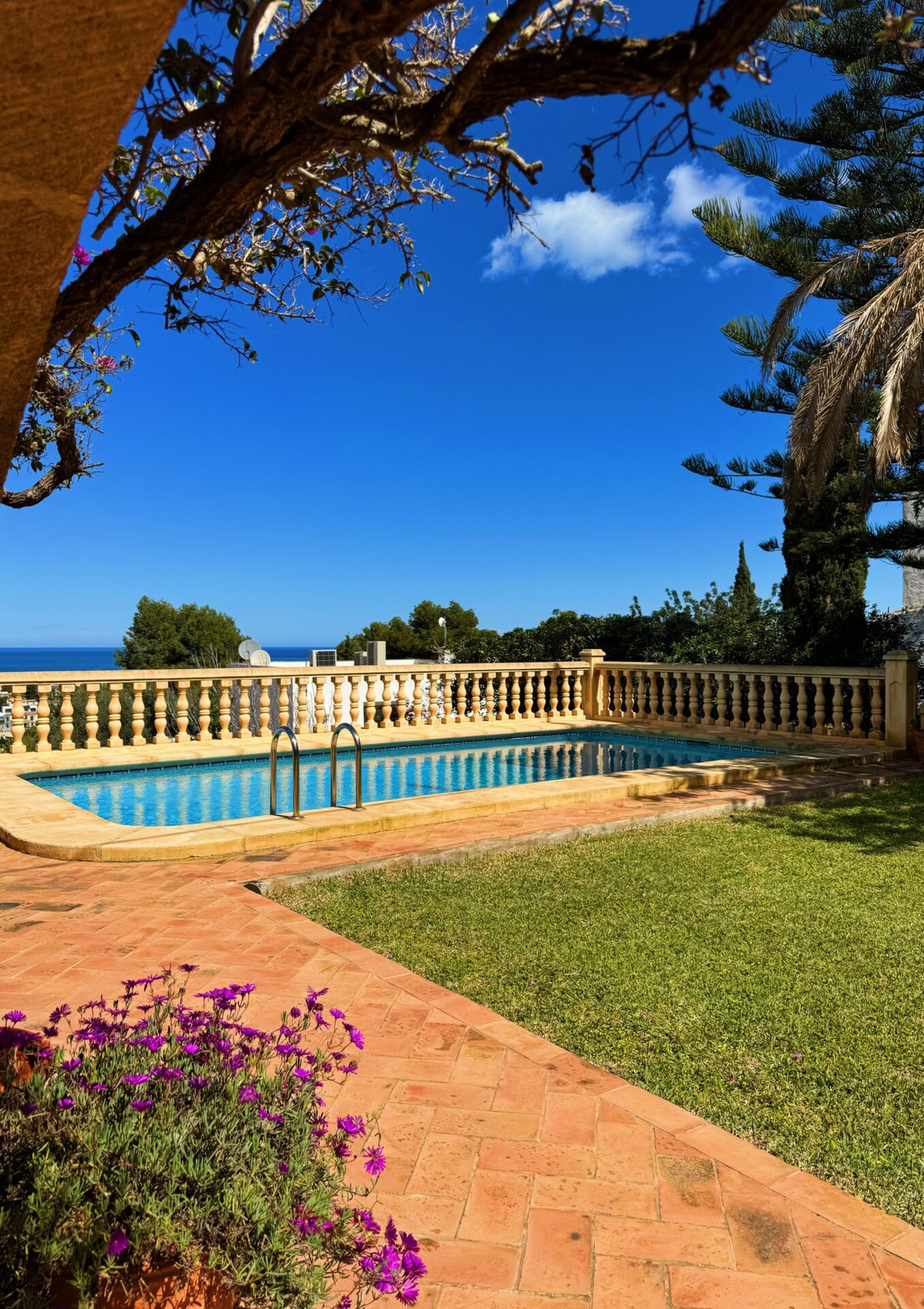 6 Bed Townhouse for sale in Javea Costa Blanca, Alicante, Spain