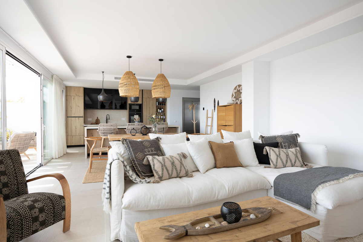 3 Bed Apartment for sale in Benalmadena Costa Del Sol, Málaga, Spain
