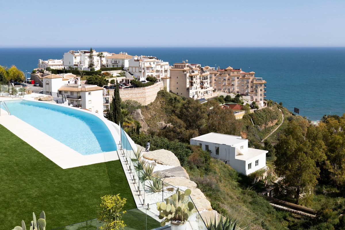 3 Bed Apartment for sale in Benalmadena Costa Del Sol, Málaga, Spain