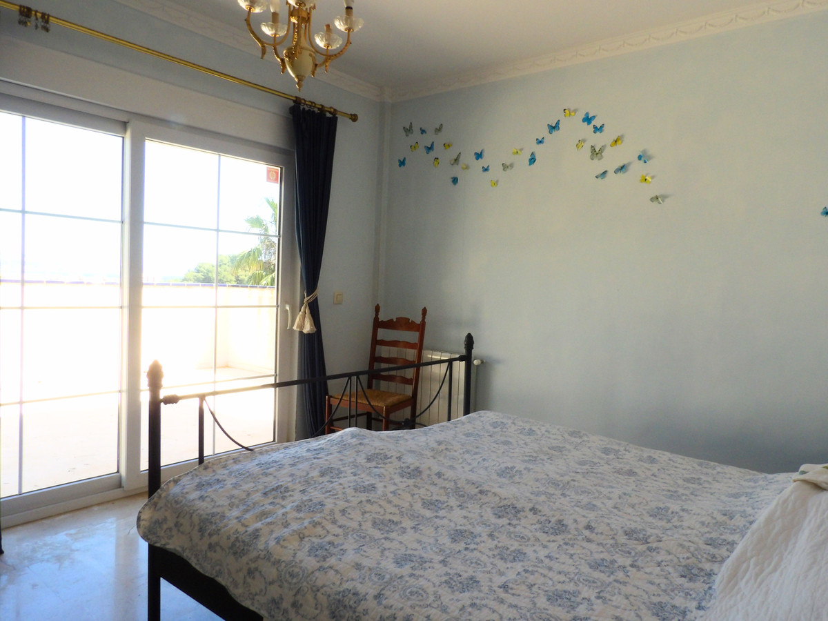 3 Bed Townhouse for sale in Fuengirola Costa Del Sol, Málaga, Spain