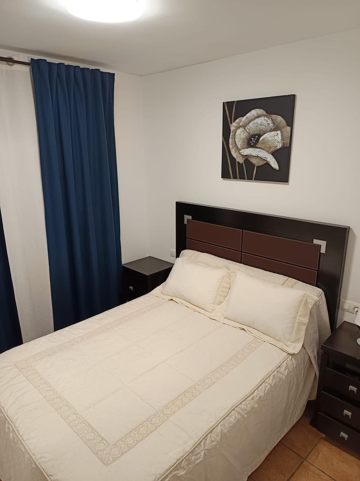 Se vende Apartamento Planta Media de 2 dormitorios en Costa Del Sol, Málaga, España