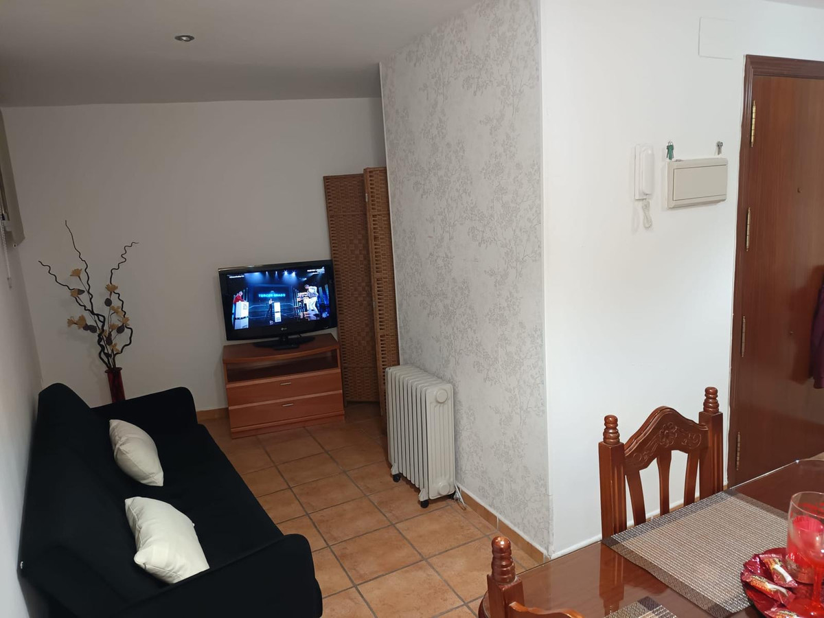 Se vende Apartamento Planta Media de 2 dormitorios en Costa Del Sol, Málaga, España
