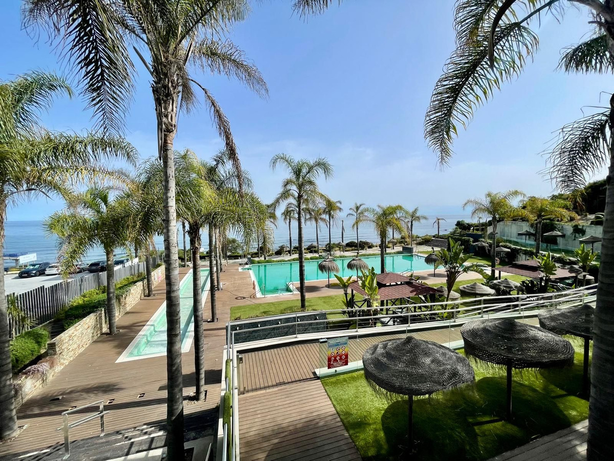 3 Bed Apartment for sale in Mijas Costa Del Sol, Málaga, Spain