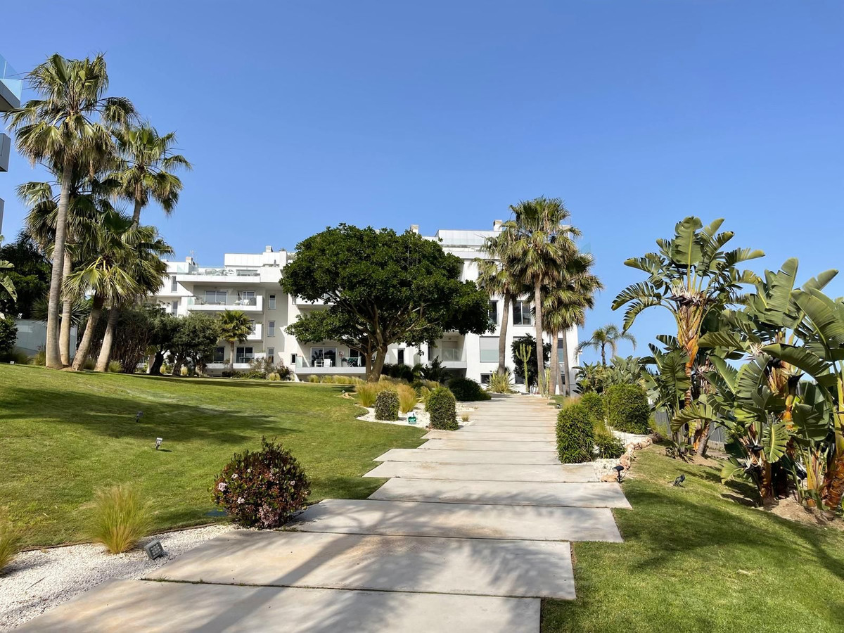 3 Bed Apartment for sale in Mijas Costa Del Sol, Málaga, Spain