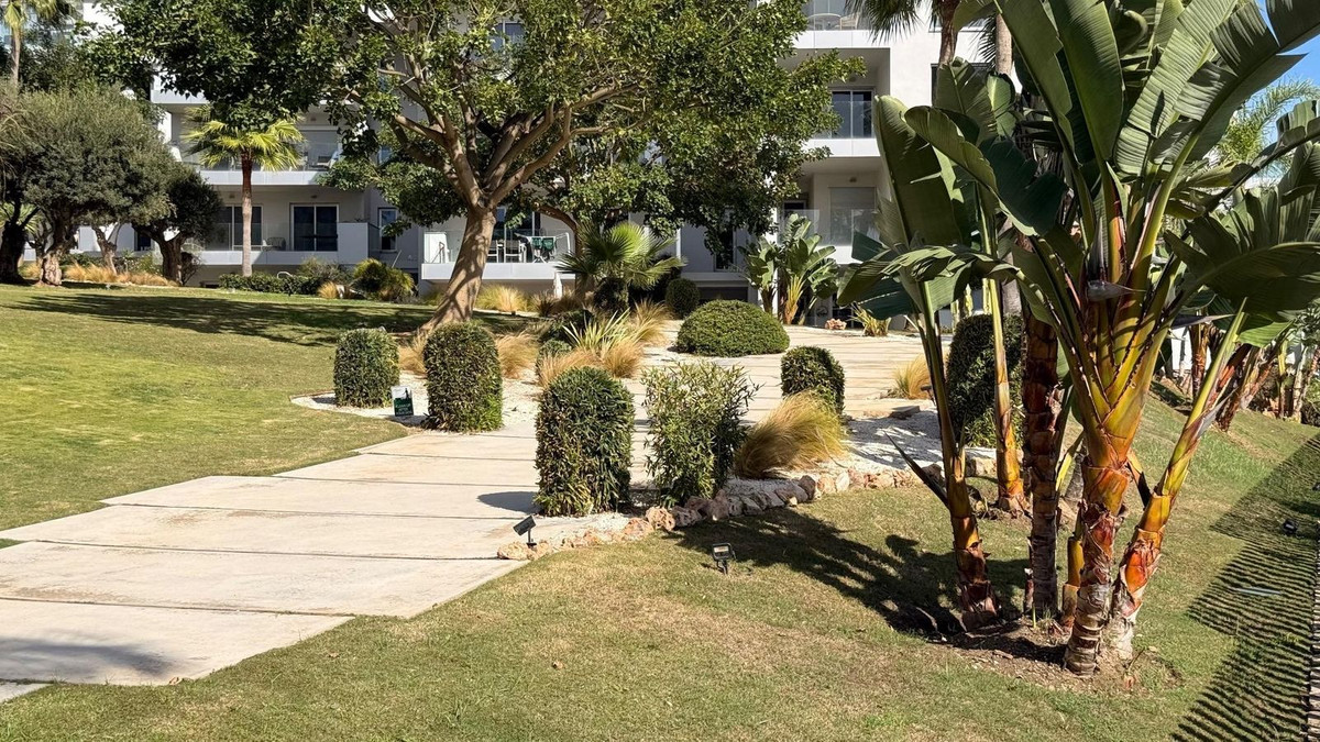 3 Bed Apartment for sale in Mijas Costa Del Sol, Málaga, Spain
