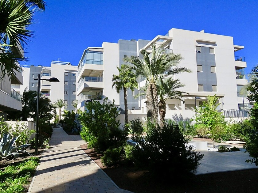 Se vende Apartamento Planta Baja de 2 dormitorios en Costa Blanca, Alicante, España