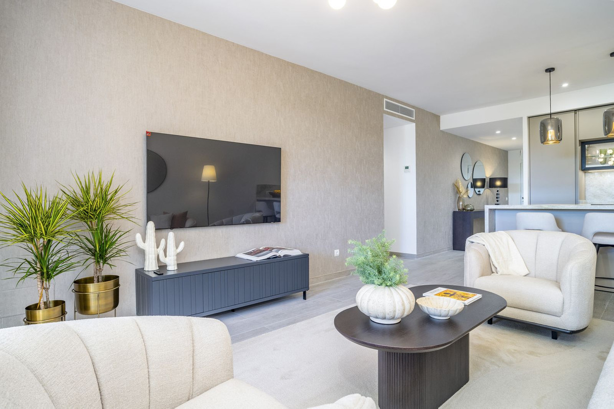 3 Bed Apartment for sale in Nueva Andalucía Costa Del Sol, Málaga, Spain