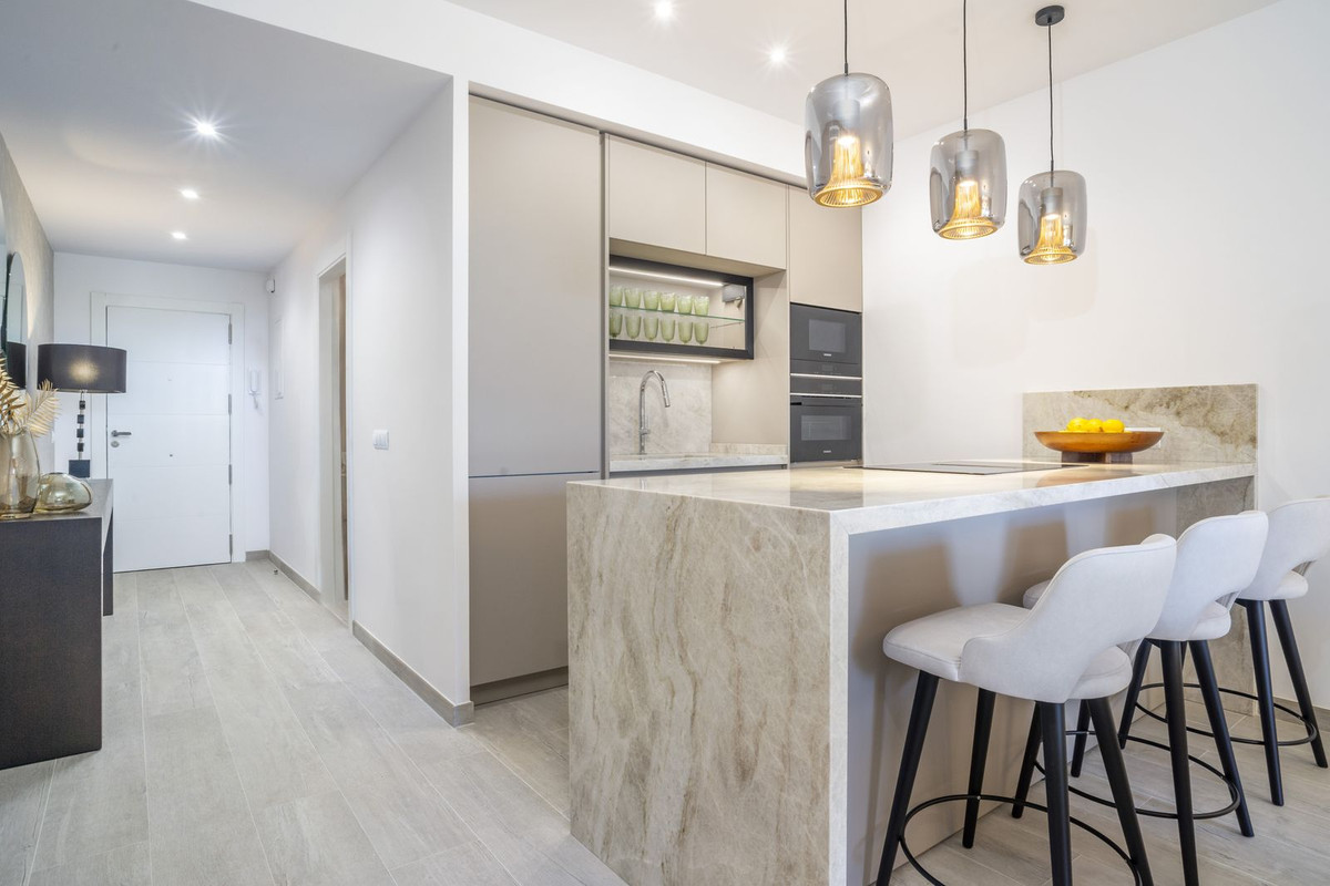 3 Bed Apartment for sale in Nueva Andalucía Costa Del Sol, Málaga, Spain