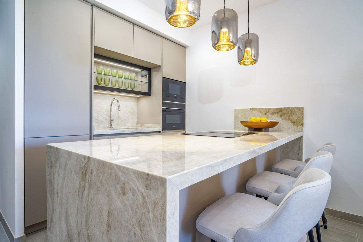 3 Bed Apartment for sale in Nueva Andalucía Costa Del Sol, Málaga, Spain