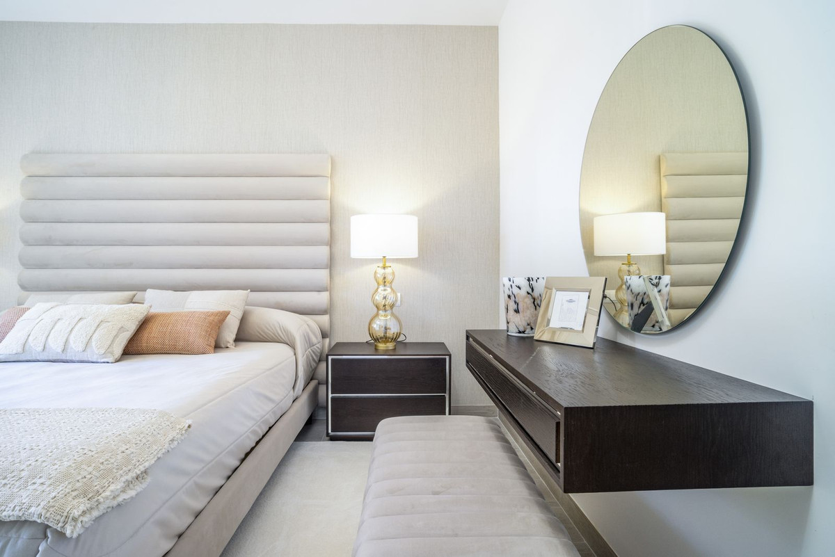 3 Bed Apartment for sale in Nueva Andalucía Costa Del Sol, Málaga, Spain