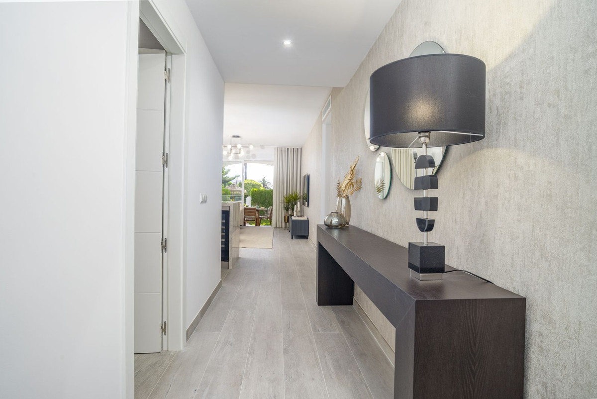 3 Bed Apartment for sale in Nueva Andalucía Costa Del Sol, Málaga, Spain