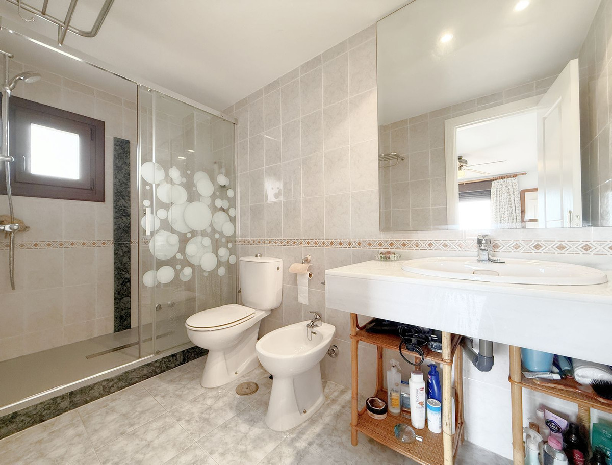 Se vende Adosada de 4 dormitorios en Costa Del Sol, Málaga, España