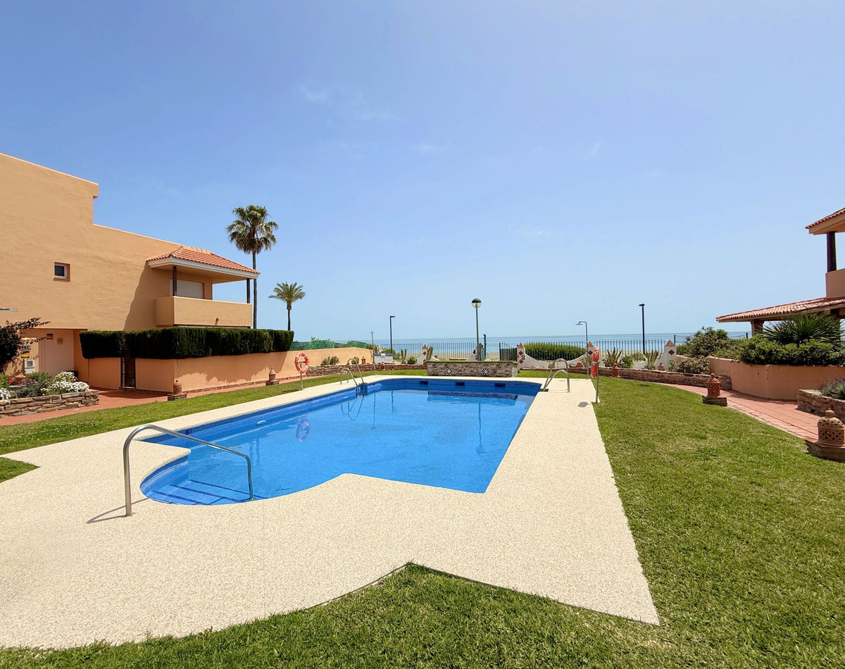 Se vende Adosada de 4 dormitorios en Costa Del Sol, Málaga, España
