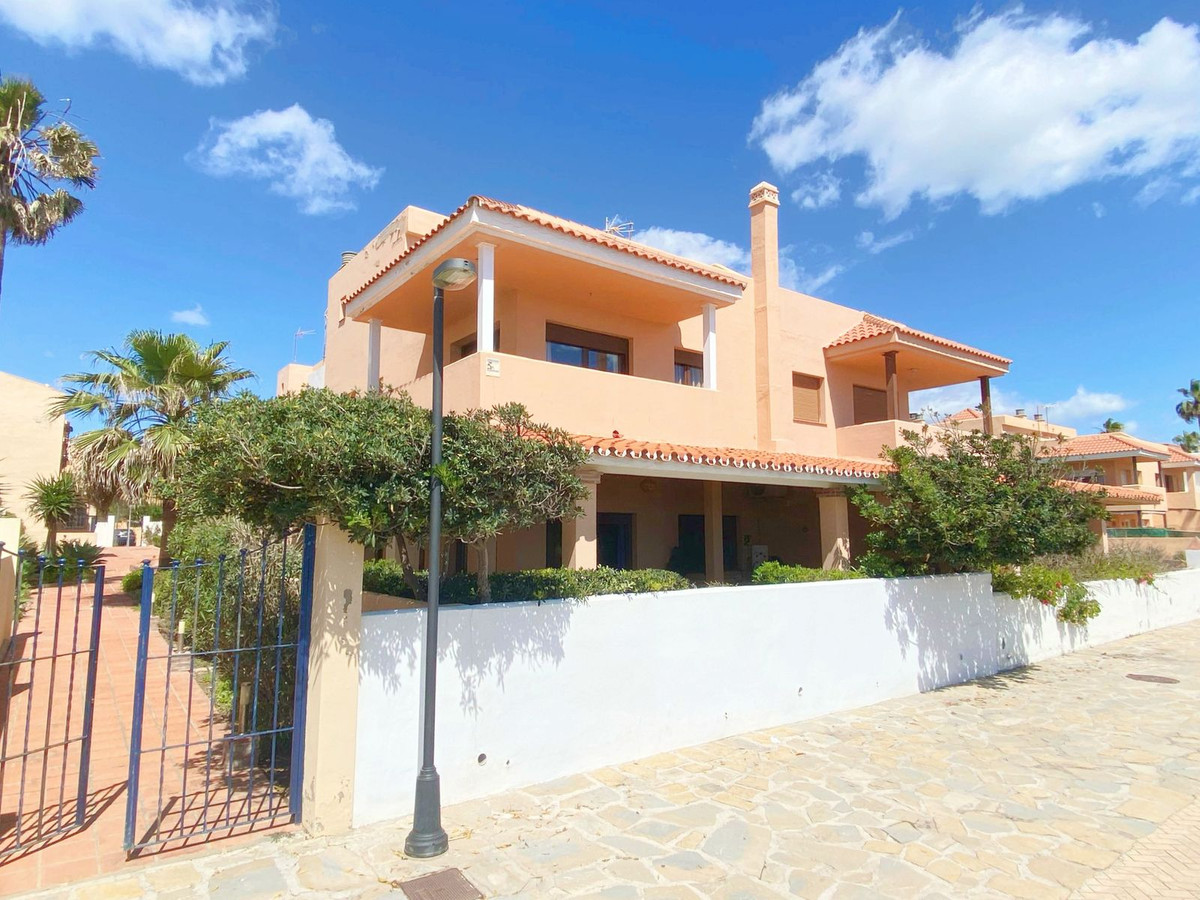 Se vende Adosada de 4 dormitorios en Costa Del Sol, Málaga, España