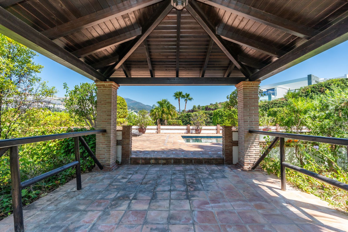 Se vende Villa - Chalet de 6 dormitorios en Costa Del Sol, Málaga, España