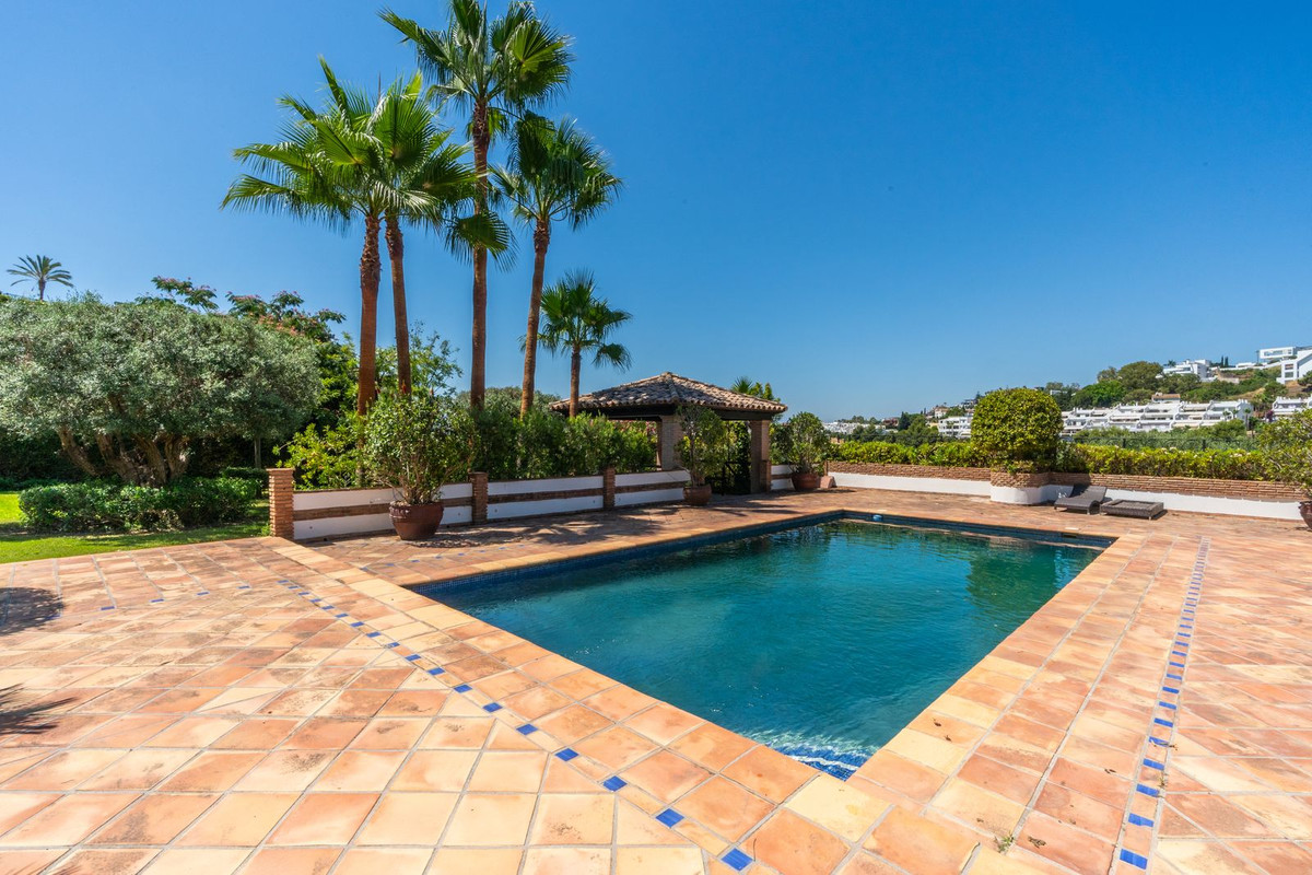 Se vende Villa - Chalet de 6 dormitorios en Costa Del Sol, Málaga, España