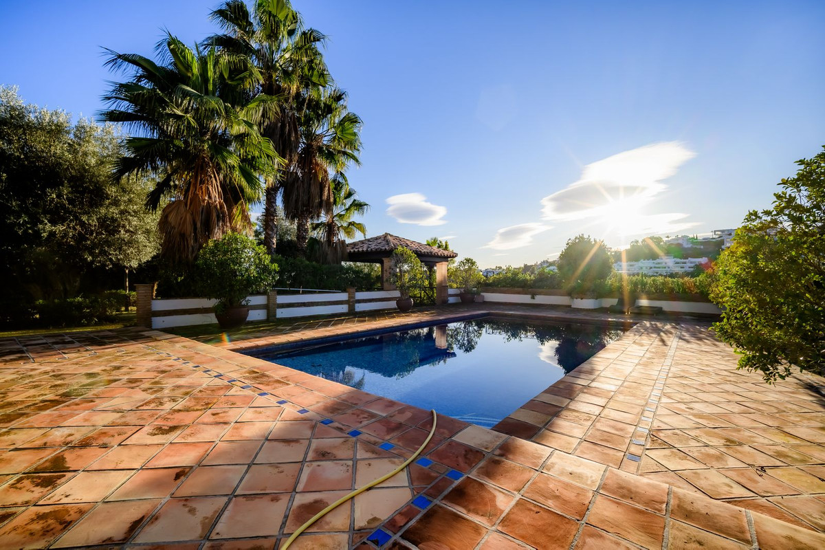 Se vende Villa - Chalet de 6 dormitorios en Costa Del Sol, Málaga, España