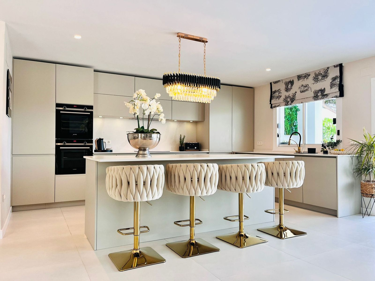 4 Bed Townhouse for sale in La Cala De Mijas Costa Del Sol, Málaga, Spain