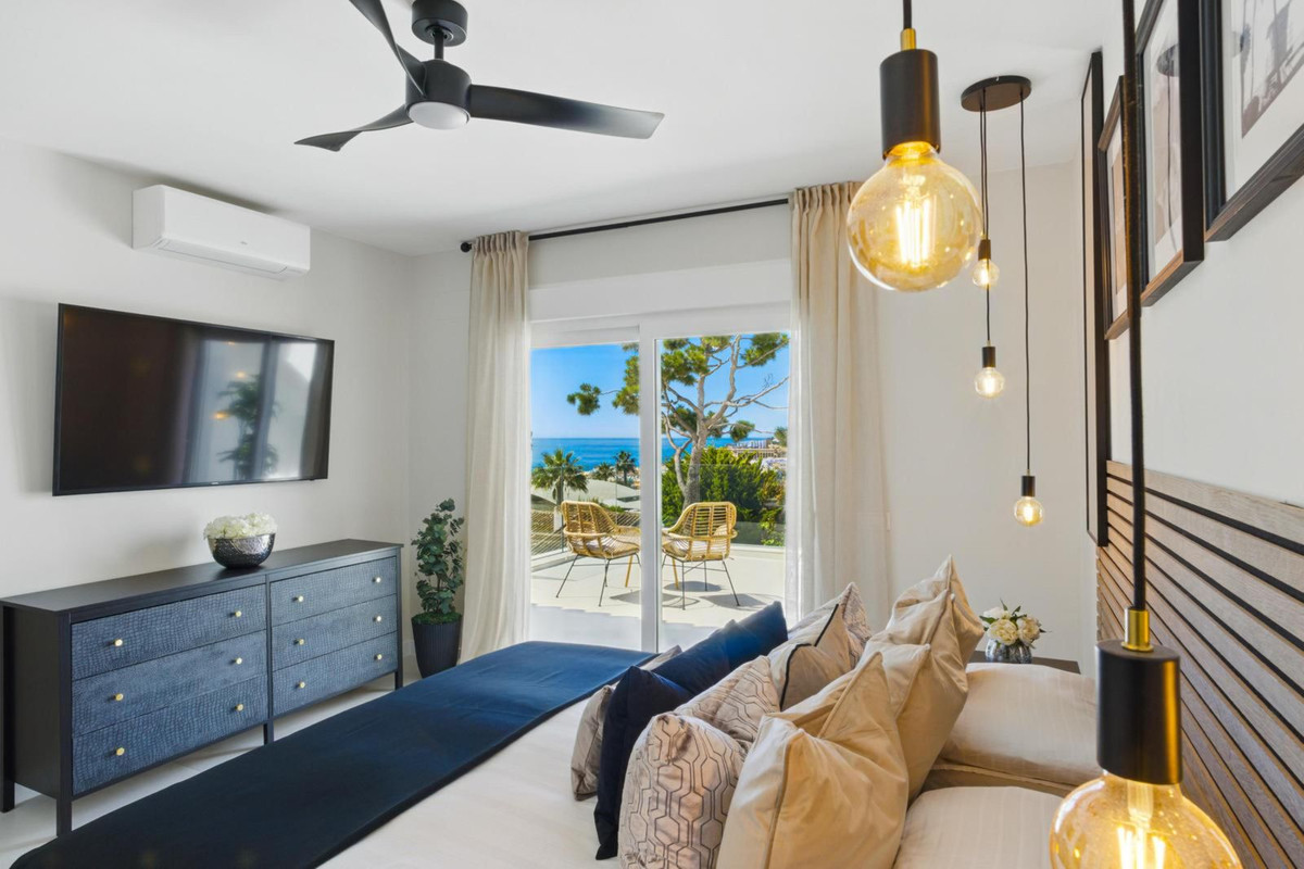 4 Bed Townhouse for sale in La Cala De Mijas Costa Del Sol, Málaga, Spain