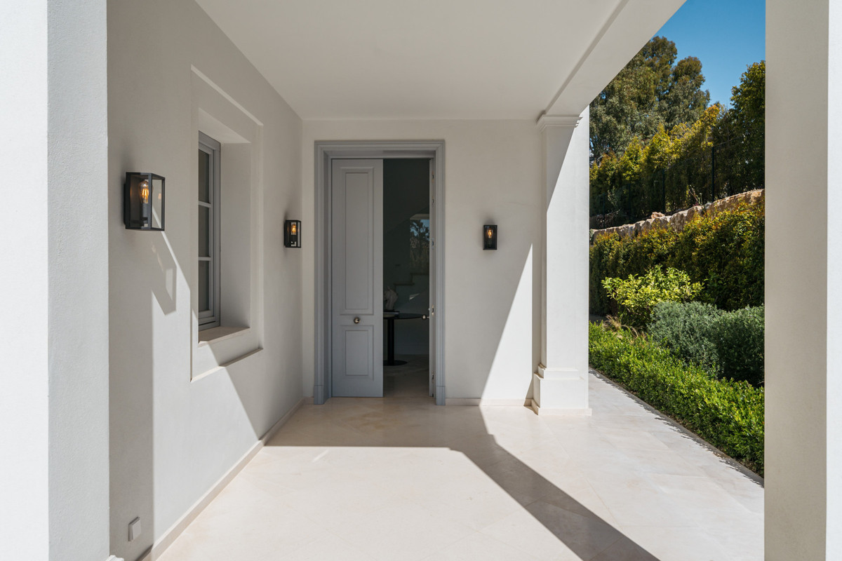 Se vende Villa - Chalet de 4 dormitorios en Costa Del Sol, Málaga, España