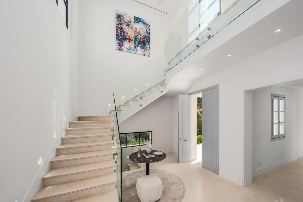 Se vende Villa - Chalet de 4 dormitorios en Costa Del Sol, Málaga, España