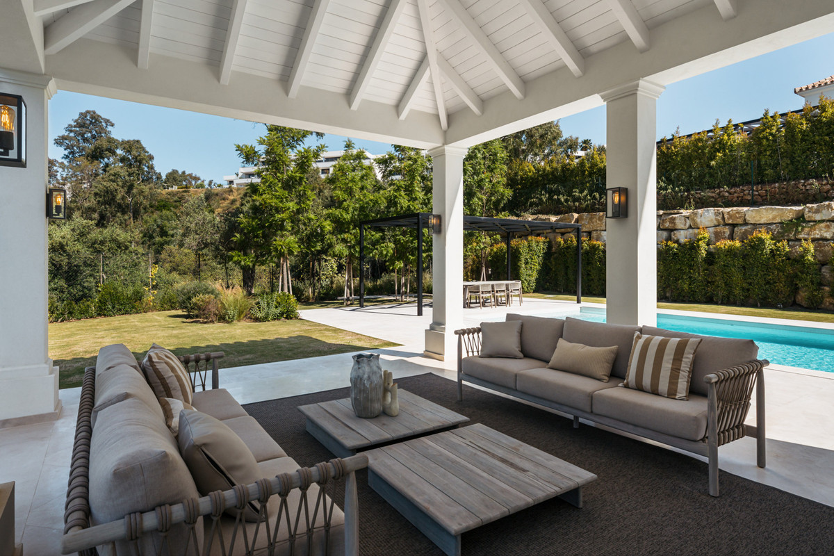 Se vende Villa - Chalet de 4 dormitorios en Costa Del Sol, Málaga, España