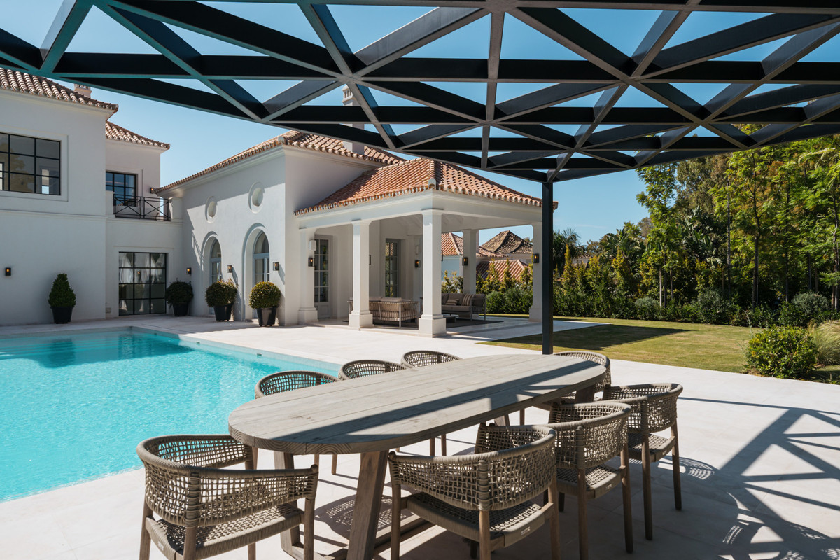 Se vende Villa - Chalet de 4 dormitorios en Costa Del Sol, Málaga, España