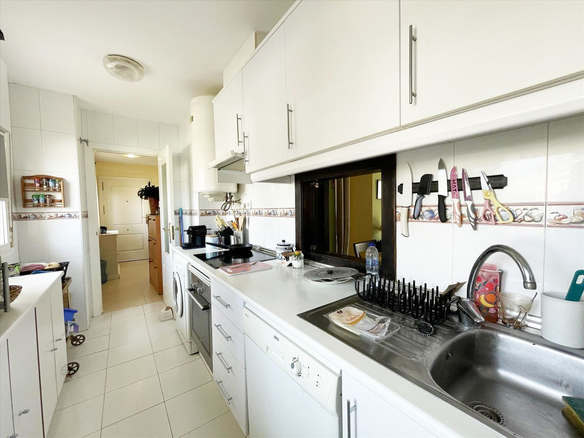 Se vende Apartamento Planta Media de 3 dormitorios en Costa Blanca, Alicante, España