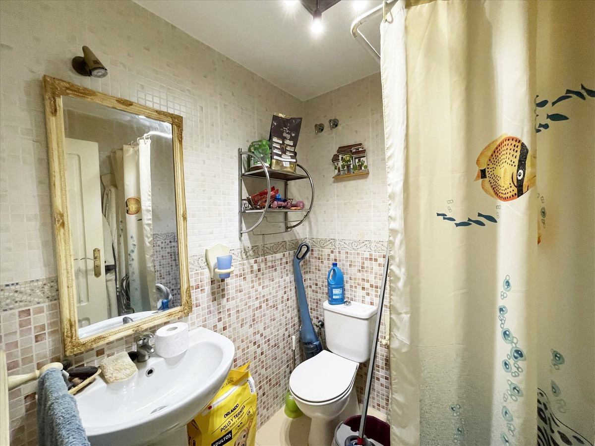 Se vende Apartamento Planta Media de 3 dormitorios en Costa Blanca, Alicante, España